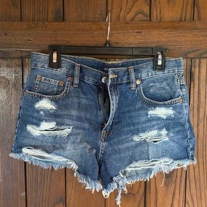 Aeropostale size 6 women’s high rise blue ripped jeans